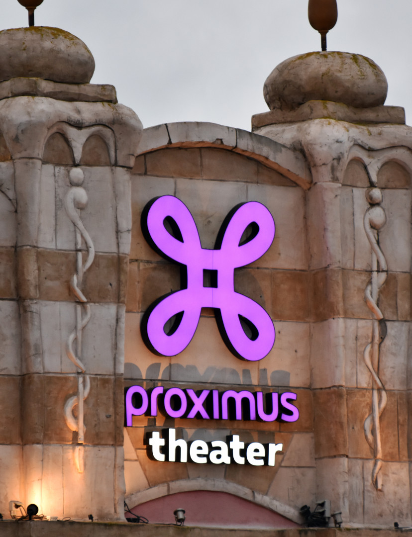 Proximus Theater