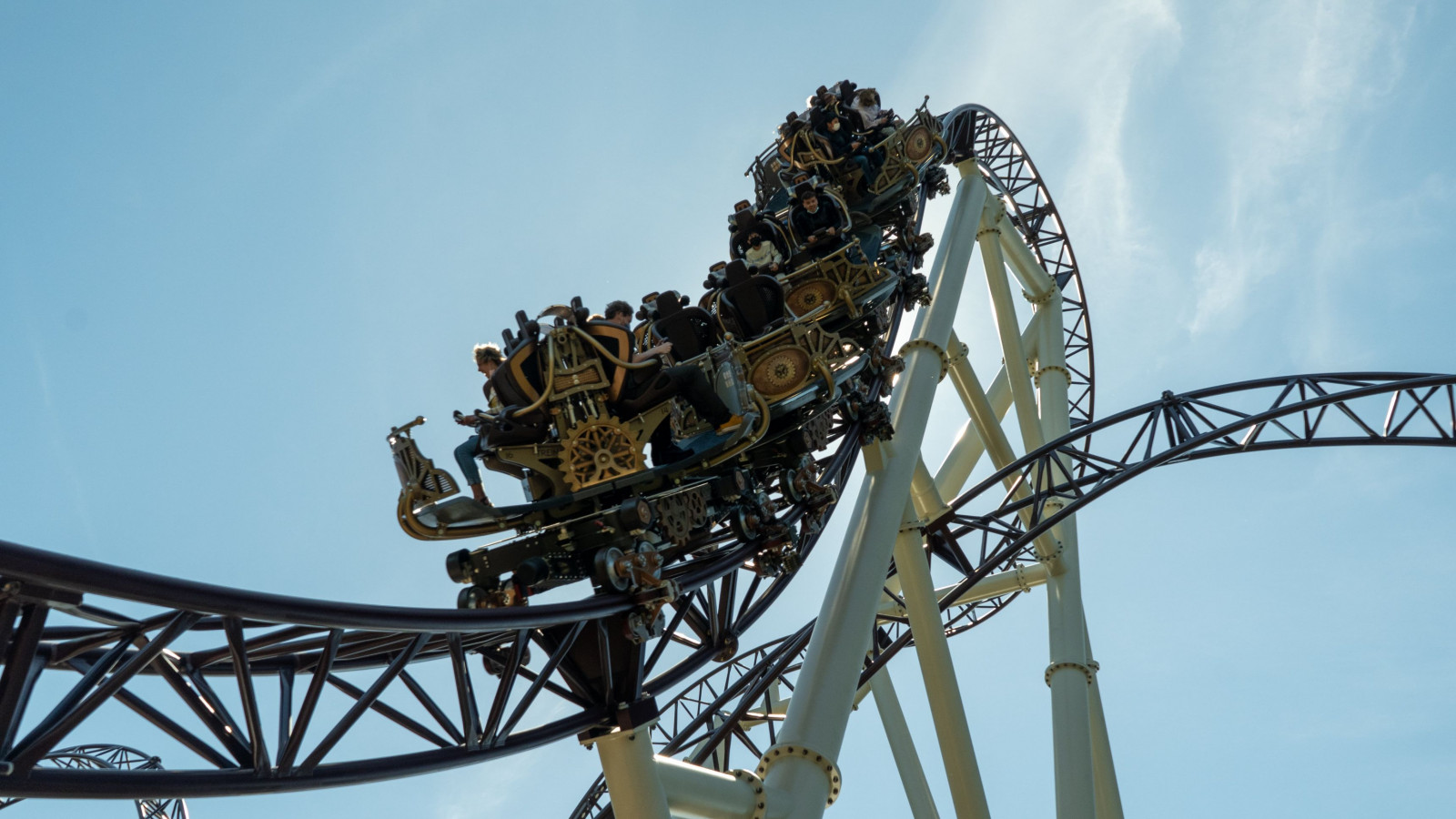 The Ride to Happiness 4.jpg