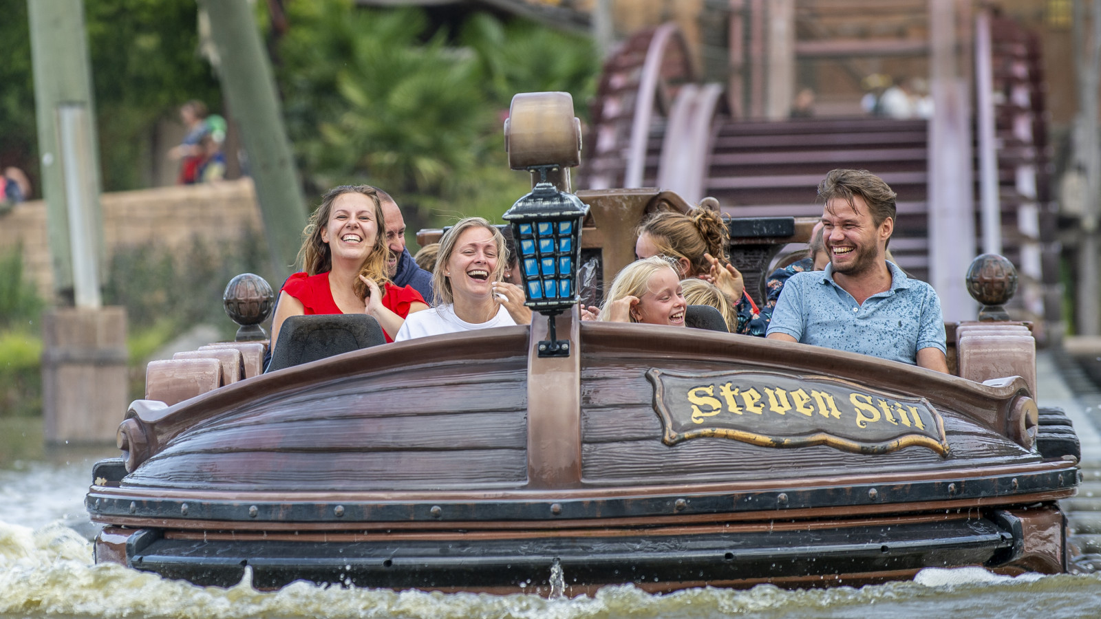 Plopsaland De Panne volzet op zondag 26 juni