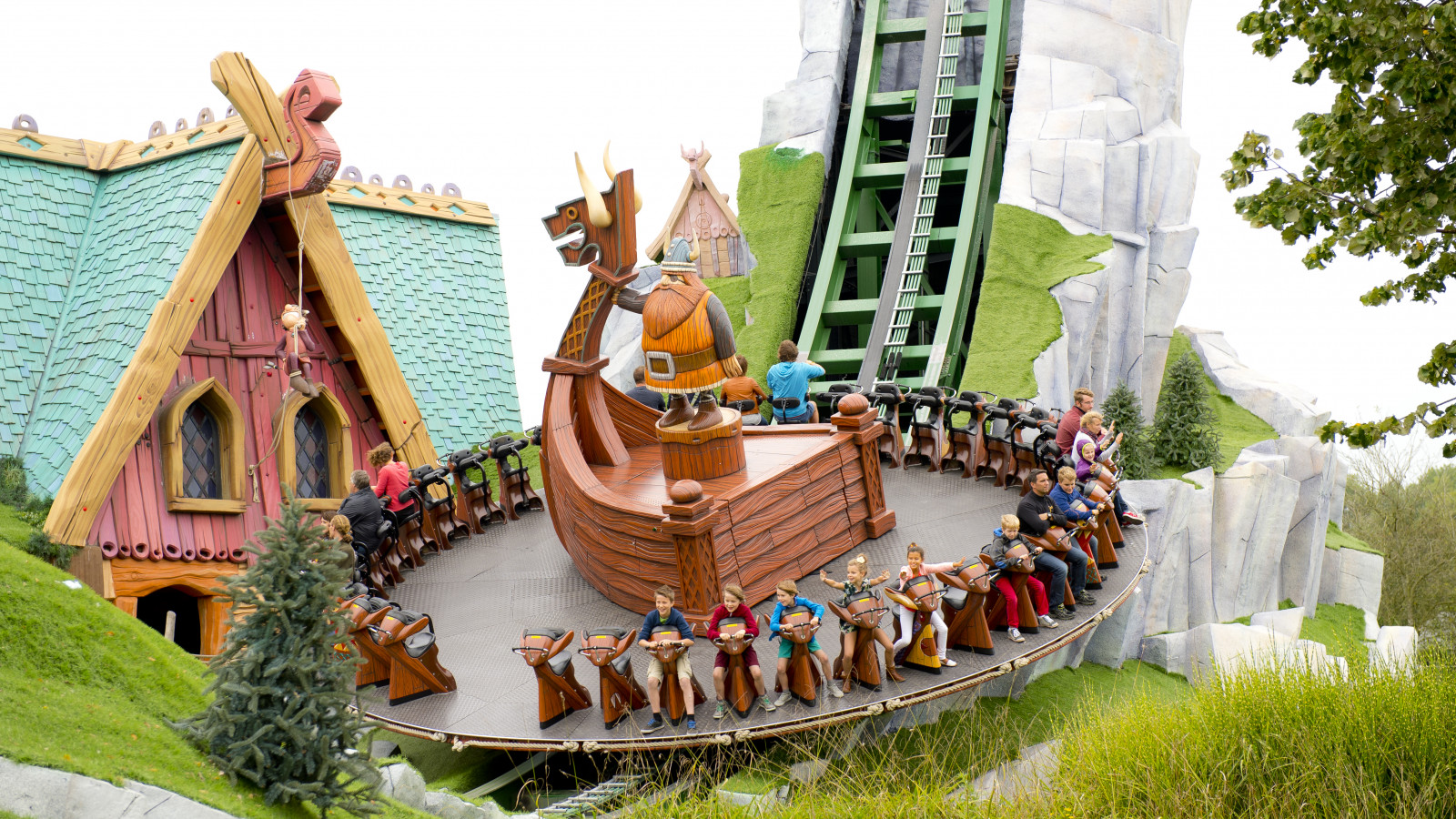 Plopsaland De Panne_GroteGolf