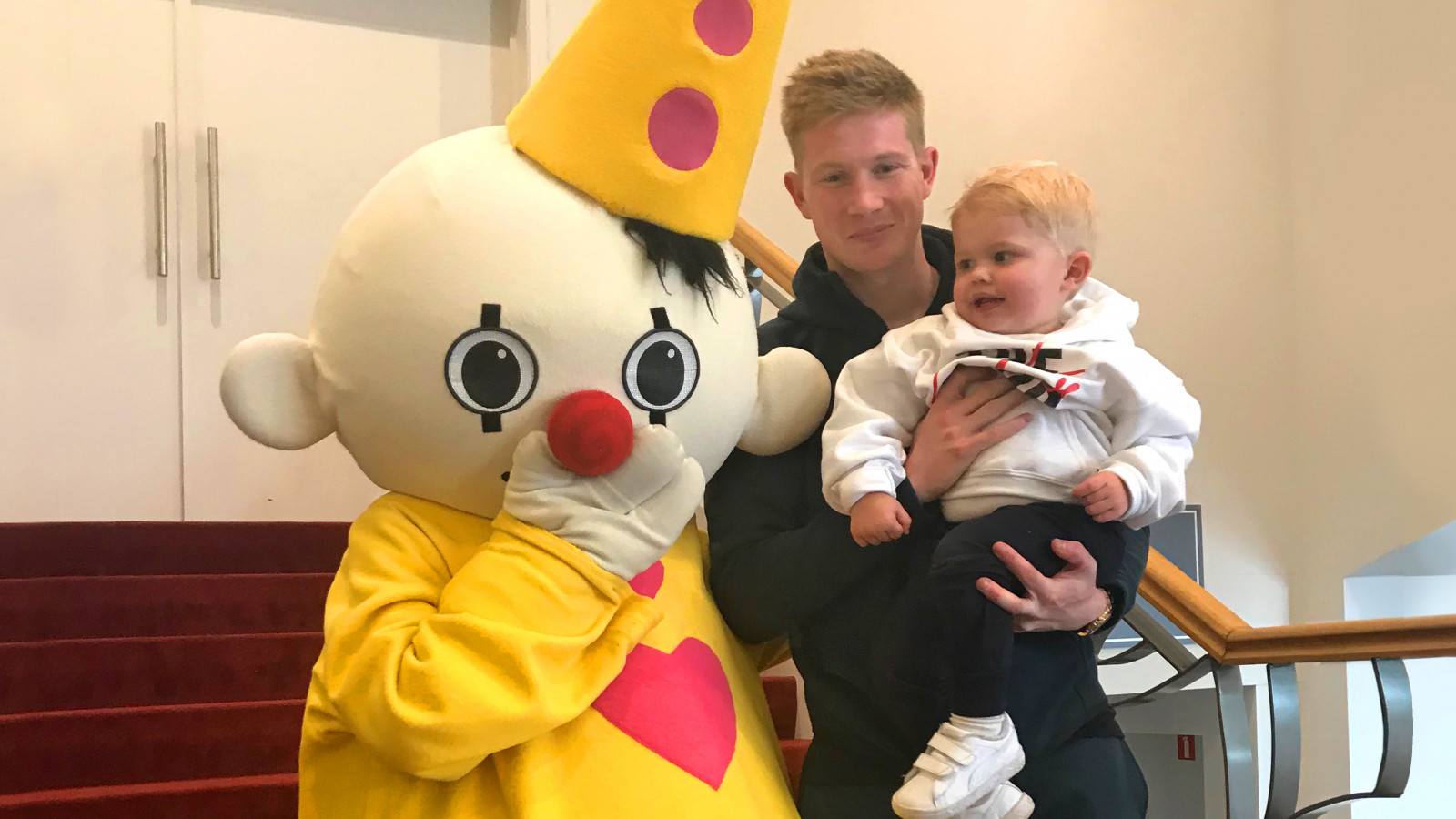 Kevin De Bruyne célèbre son titre national à Plopsaland De Panne!