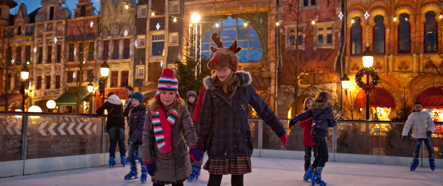 Experience a magical winter in Belgium’s biggest theme park!