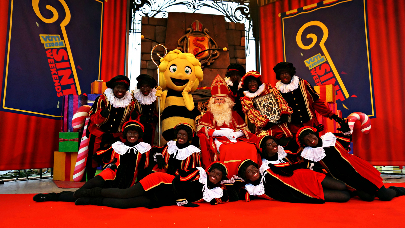 Plopsaland De Panne et Plopsa Indoor Hasselt fêtent l’arrivée du grand Saint-Nicolas